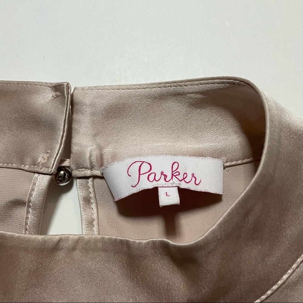 Parker 100% Silk Cutout Peekaboo Neckline Front & Back Pale Pink Size Large - Picture 7 of 8